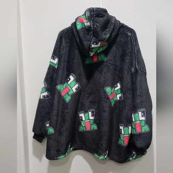 Extra soft oversized  fleece hoodie juniors medium - Picture 2 of 4